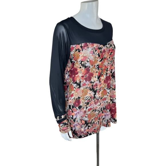 LOGO by Lori Goldstein Printed Sheer Top with Solid Details Medium Black - Picture 10 of 13